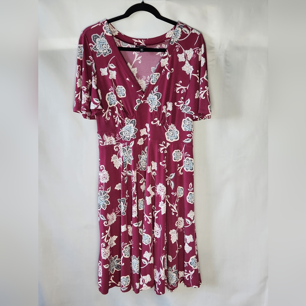 Torrid floral flutter sleeve dress - size 00